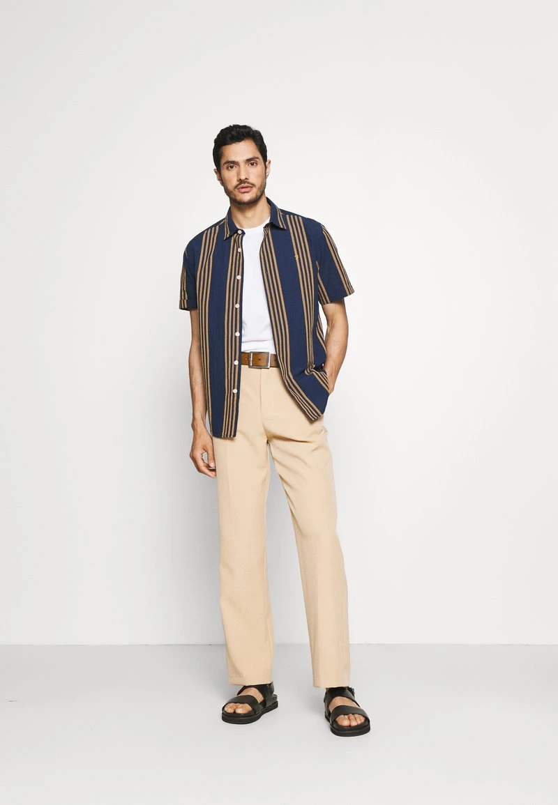 Pier One T-Shirt Basic - White/black/bordeaux