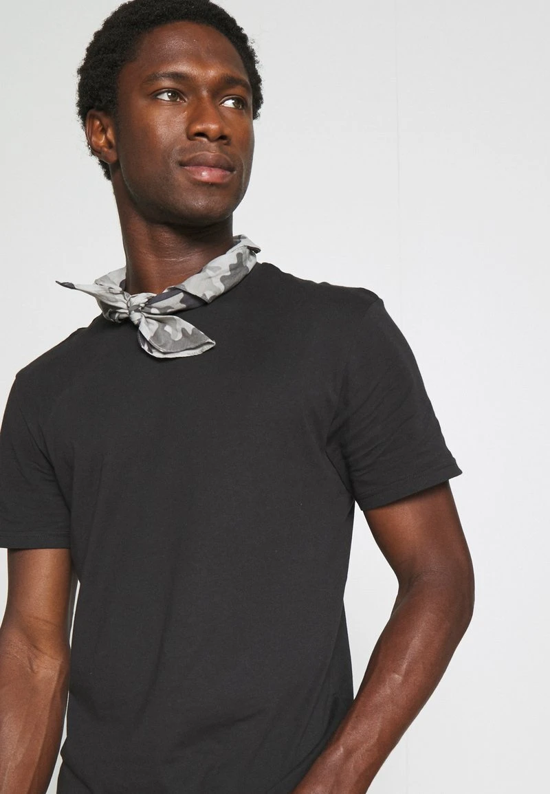 Pier One 3 PACK - T-Shirt Basic - Black/mottled Dark Grey/bordeaux – Bild 6